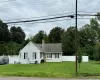 1385 Gardiner Drive, Babylon, NY, 3 Bedrooms Bedrooms, 6 Rooms Rooms,2 BathroomsBathrooms,Residential,For Rent,Gardiner,0,1056832 1385 Gardiner Drive, Babylon, NY, 3 Bedrooms Bedrooms, 6 Rooms Rooms,2 BathroomsBathrooms,Residential,For Rent,Gardiner,0,1056832