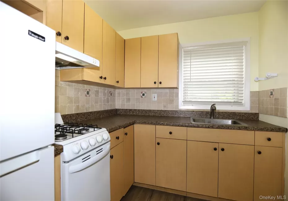 330 Broadway, Greenburgh, NY, 1 Bedroom Bedrooms, 3 Rooms Rooms,1 BathroomBathrooms,Residential Lease,For Rent,Broadway,0,1055312 330 Broadway, Greenburgh, NY, 1 Bedroom Bedrooms, 3 Rooms Rooms,1 BathroomBathrooms,Residential Lease,For Rent,Broadway,0,1055312