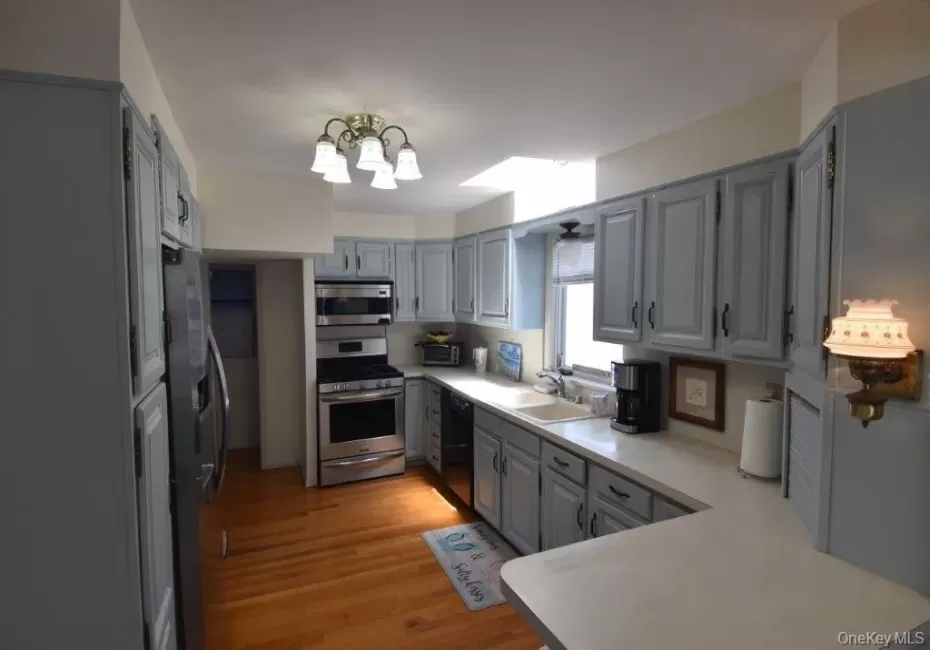 36 Trenton Avenue, Hempstead, NY, 3 Bedrooms Bedrooms, 9 Rooms Rooms,2 BathroomsBathrooms,Residential Lease,For Rent,Trenton,0,1056743 36 Trenton Avenue, Hempstead, NY, 3 Bedrooms Bedrooms, 9 Rooms Rooms,2 BathroomsBathrooms,Residential Lease,For Rent,Trenton,0,1056743