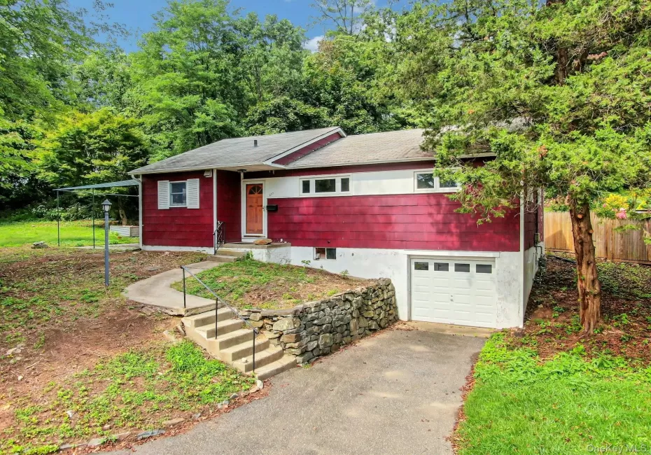 277 Crest Drive, Greenburgh, NY, 3 Bedrooms Bedrooms, 7 Rooms Rooms,2 BathroomsBathrooms,Residential,For Rent,Crest,0,1055522 277 Crest Drive, Greenburgh, NY, 3 Bedrooms Bedrooms, 7 Rooms Rooms,2 BathroomsBathrooms,Residential,For Rent,Crest,0,1055522
