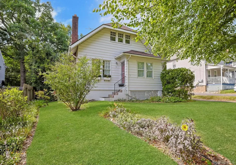 51 Roosevelt Street, Orangetown, NY, 3 Bedrooms Bedrooms, 8 Rooms Rooms,2 BathroomsBathrooms,Residential,For Rent,Roosevelt,0,1055600 51 Roosevelt Street, Orangetown, NY, 3 Bedrooms Bedrooms, 8 Rooms Rooms,2 BathroomsBathrooms,Residential,For Rent,Roosevelt,0,1055600
