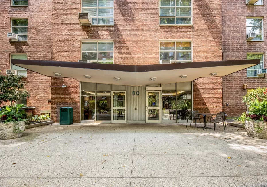 80 La Salle Street, New York, NY, 1 Bedroom Bedrooms, 4 Rooms Rooms,1 BathroomBathrooms,Residential,For Rent,La Salle,0,1051453 80 La Salle Street, New York, NY, 1 Bedroom Bedrooms, 4 Rooms Rooms,1 BathroomBathrooms,Residential,For Rent,La Salle,0,1051453