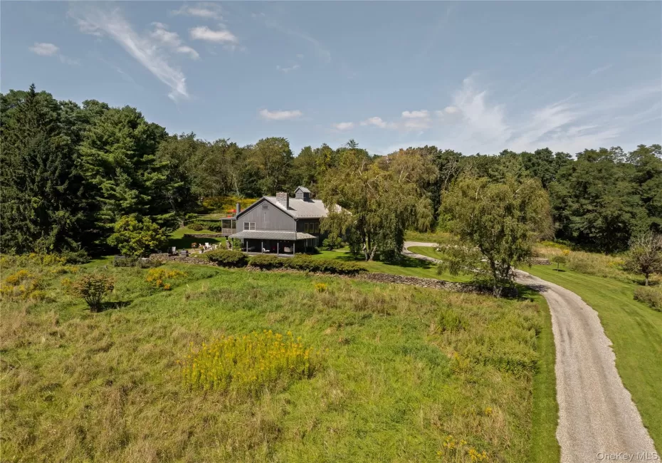 823 Quaker Hill Road, Pawling, NY, 4 Bedrooms Bedrooms, 8 Rooms Rooms,3 BathroomsBathrooms,Residential,For Rent,Quaker Hill,0,1053203 823 Quaker Hill Road, Pawling, NY, 4 Bedrooms Bedrooms, 8 Rooms Rooms,3 BathroomsBathrooms,Residential,For Rent,Quaker Hill,0,1053203
