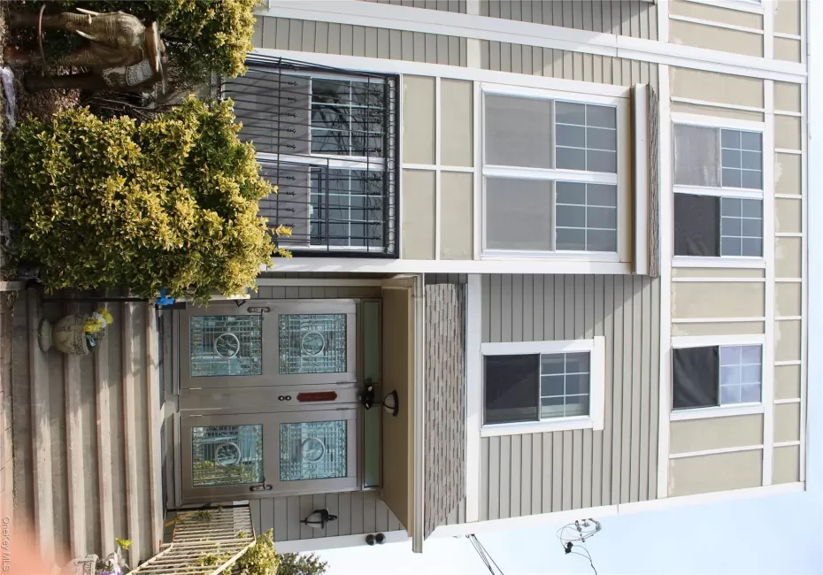337 Beach 42nd Street, New York, NY, 3 Bedrooms Bedrooms, 6 Rooms Rooms,2 BathroomsBathrooms,Residential Lease,For Rent,Beach 42nd,0,1055700 337 Beach 42nd Street, New York, NY, 3 Bedrooms Bedrooms, 6 Rooms Rooms,2 BathroomsBathrooms,Residential Lease,For Rent,Beach 42nd,0,1055700