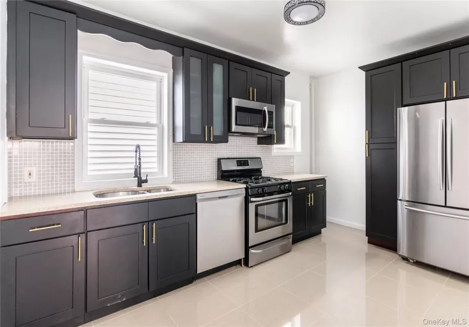 52 Adrian Avenue, New York, NY, 2 Bedrooms Bedrooms, 7 Rooms Rooms,1 BathroomBathrooms,Residential Lease,For Rent,Adrian,0,998602 52 Adrian Avenue, New York, NY, 2 Bedrooms Bedrooms, 7 Rooms Rooms,1 BathroomBathrooms,Residential Lease,For Rent,Adrian,0,998602