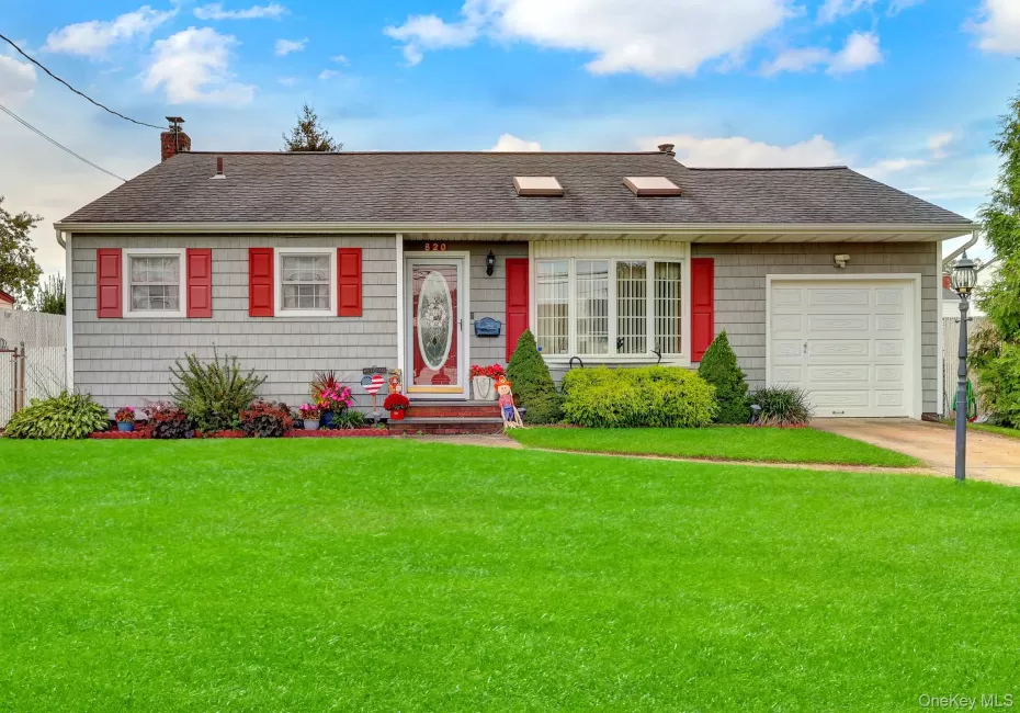 820 Hamilton Avenue, Babylon, NY, 3 Bedrooms Bedrooms, 6 Rooms Rooms,1 BathroomBathrooms,Residential,For Rent,Hamilton,0,1054695 820 Hamilton Avenue, Babylon, NY, 3 Bedrooms Bedrooms, 6 Rooms Rooms,1 BathroomBathrooms,Residential,For Rent,Hamilton,0,1054695