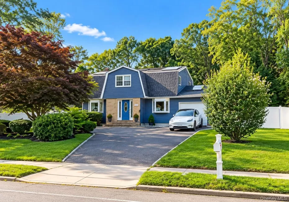 815 Expressway Drive, Brookhaven, NY, 4 Bedrooms Bedrooms, 8 Rooms Rooms,2 BathroomsBathrooms,Residential,For Rent,Expressway,0,1054730 815 Expressway Drive, Brookhaven, NY, 4 Bedrooms Bedrooms, 8 Rooms Rooms,2 BathroomsBathrooms,Residential,For Rent,Expressway,0,1054730
