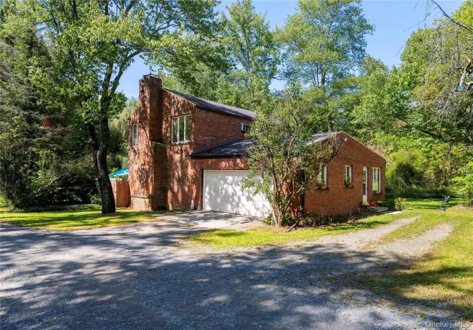 15 Storybook Lane, La Grange, NY, 4 Bedrooms Bedrooms, 8 Rooms Rooms,2 BathroomsBathrooms,Residential,For Rent,Storybook,0,1055429 15 Storybook Lane, La Grange, NY, 4 Bedrooms Bedrooms, 8 Rooms Rooms,2 BathroomsBathrooms,Residential,For Rent,Storybook,0,1055429
