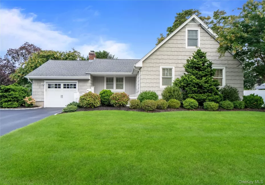 99 Benson Avenue, Islip, NY, 3 Bedrooms Bedrooms, 6 Rooms Rooms,2 BathroomsBathrooms,Residential,For Rent,Benson,0,1056105 99 Benson Avenue, Islip, NY, 3 Bedrooms Bedrooms, 6 Rooms Rooms,2 BathroomsBathrooms,Residential,For Rent,Benson,0,1056105