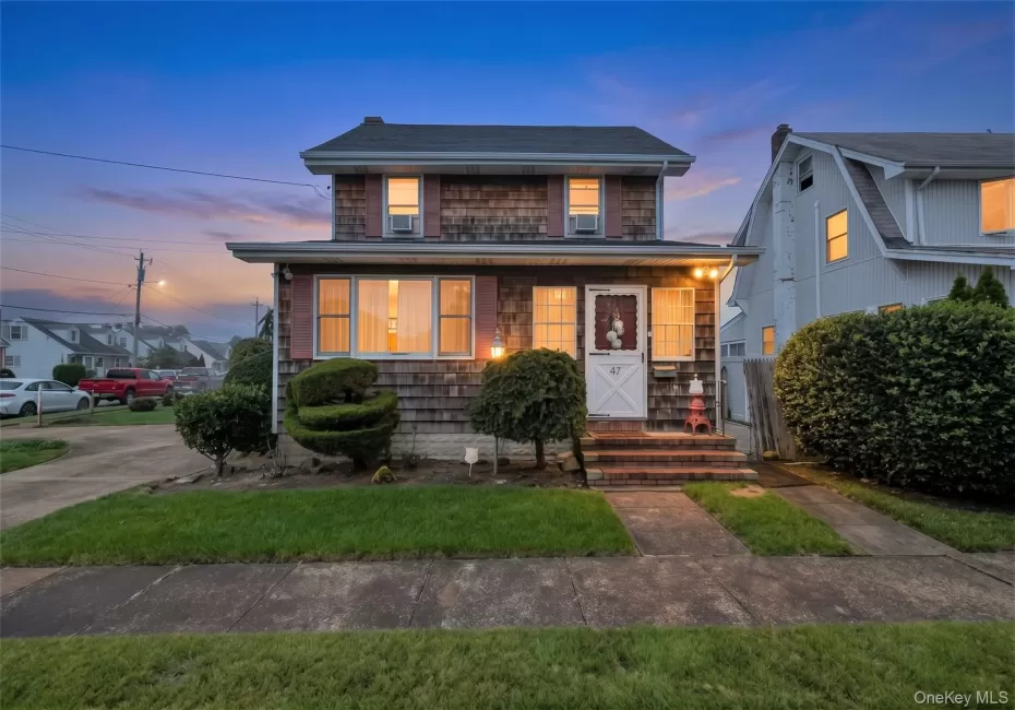 47 Chester Court, Hempstead, NY, 3 Bedrooms Bedrooms, 6 Rooms Rooms,1 BathroomBathrooms,Residential,For Rent,Chester,0,1049271 47 Chester Court, Hempstead, NY, 3 Bedrooms Bedrooms, 6 Rooms Rooms,1 BathroomBathrooms,Residential,For Rent,Chester,0,1049271