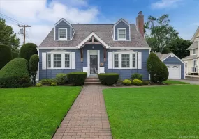 123 Centre Avenue, Hempstead, NY, 3 Bedrooms Bedrooms, 7 Rooms Rooms,2 BathroomsBathrooms,Residential,For Rent,Centre,0,1037422 123 Centre Avenue, Hempstead, NY, 3 Bedrooms Bedrooms, 7 Rooms Rooms,2 BathroomsBathrooms,Residential,For Rent,Centre,0,1037422