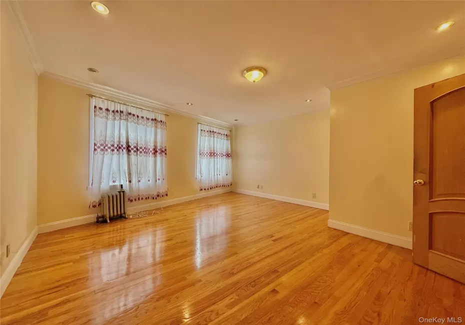 106-08 Liberty Avenue, New York, NY, 3 Bedrooms Bedrooms, 5 Rooms Rooms,1 BathroomBathrooms,Residential Lease,For Rent,Liberty,0,1056982 106-08 Liberty Avenue, New York, NY, 3 Bedrooms Bedrooms, 5 Rooms Rooms,1 BathroomBathrooms,Residential Lease,For Rent,Liberty,0,1056982