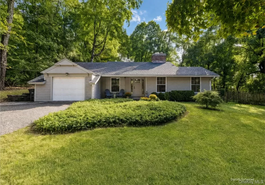 4 Douglas Drive, Bedford, NY, 3 Bedrooms Bedrooms, 8 Rooms Rooms,2 BathroomsBathrooms,Residential,For Rent,Douglas,0,1046071 4 Douglas Drive, Bedford, NY, 3 Bedrooms Bedrooms, 8 Rooms Rooms,2 BathroomsBathrooms,Residential,For Rent,Douglas,0,1046071