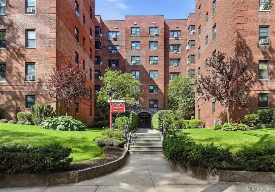 30 Ehrbar, Mount Vernon, NY, 1 Bedroom Bedrooms, 3 Rooms Rooms,1 BathroomBathrooms,Residential,For Rent,Ehrbar,0,1057261 30 Ehrbar, Mount Vernon, NY, 1 Bedroom Bedrooms, 3 Rooms Rooms,1 BathroomBathrooms,Residential,For Rent,Ehrbar,0,1057261