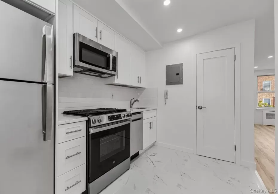 67-14 108th Street, New York, NY, 2 Rooms Rooms,1 BathroomBathrooms,Residential,For Rent,108th,0,1057217 67-14 108th Street, New York, NY, 2 Rooms Rooms,1 BathroomBathrooms,Residential,For Rent,108th,0,1057217
