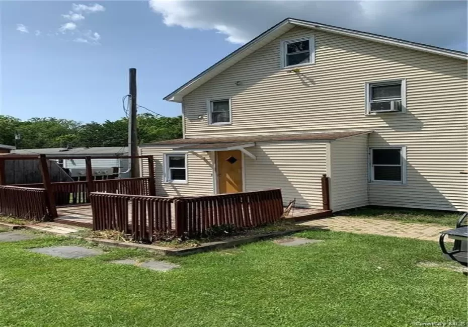 339 Main Street, Goshen, NY, 1 Bedroom Bedrooms, 3 Rooms Rooms,1 BathroomBathrooms,Residential Lease,For Rent,Main,0,1057150 339 Main Street, Goshen, NY, 1 Bedroom Bedrooms, 3 Rooms Rooms,1 BathroomBathrooms,Residential Lease,For Rent,Main,0,1057150