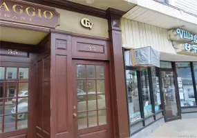 33 Deer Park Avenue, Babylon, NY, 1 Bedroom Bedrooms, 3 Rooms Rooms,1 BathroomBathrooms,Residential Lease,For Rent,Deer Park,0,1056859 33 Deer Park Avenue, Babylon, NY, 1 Bedroom Bedrooms, 3 Rooms Rooms,1 BathroomBathrooms,Residential Lease,For Rent,Deer Park,0,1056859