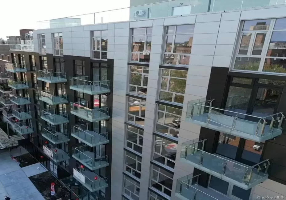 65-18 Austin Street, New York, NY, 2 Bedrooms Bedrooms, 5 Rooms Rooms,2 BathroomsBathrooms,Residential Lease,For Rent,Austin,0,1057283 65-18 Austin Street, New York, NY, 2 Bedrooms Bedrooms, 5 Rooms Rooms,2 BathroomsBathrooms,Residential Lease,For Rent,Austin,0,1057283