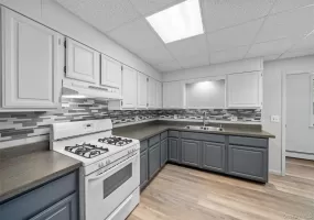 28 Van Buren Street, Warwick (town), NY, 2 Bedrooms Bedrooms, 4 Rooms Rooms,1 BathroomBathrooms,Residential Lease,For Rent,Van Buren,0,1057314 28 Van Buren Street, Warwick (town), NY, 2 Bedrooms Bedrooms, 4 Rooms Rooms,1 BathroomBathrooms,Residential Lease,For Rent,Van Buren,0,1057314