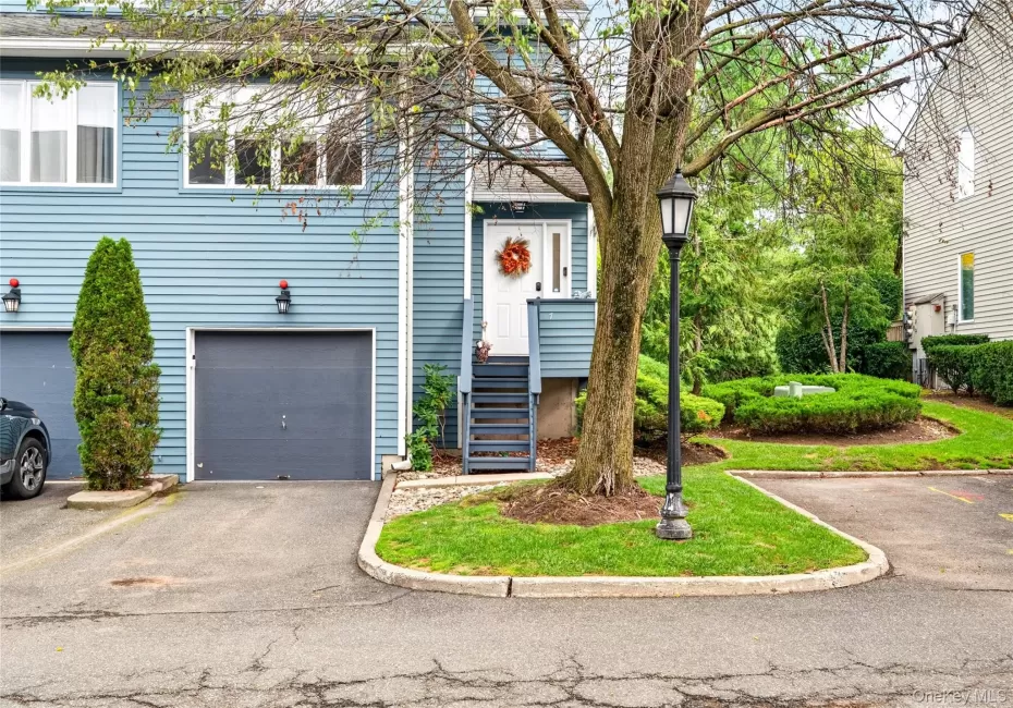 7 Village Green, Clarkstown, NY, 2 Bedrooms Bedrooms, 5 Rooms Rooms,2 BathroomsBathrooms,Residential,For Rent,Village,0,1056383 7 Village Green, Clarkstown, NY, 2 Bedrooms Bedrooms, 5 Rooms Rooms,2 BathroomsBathrooms,Residential,For Rent,Village,0,1056383