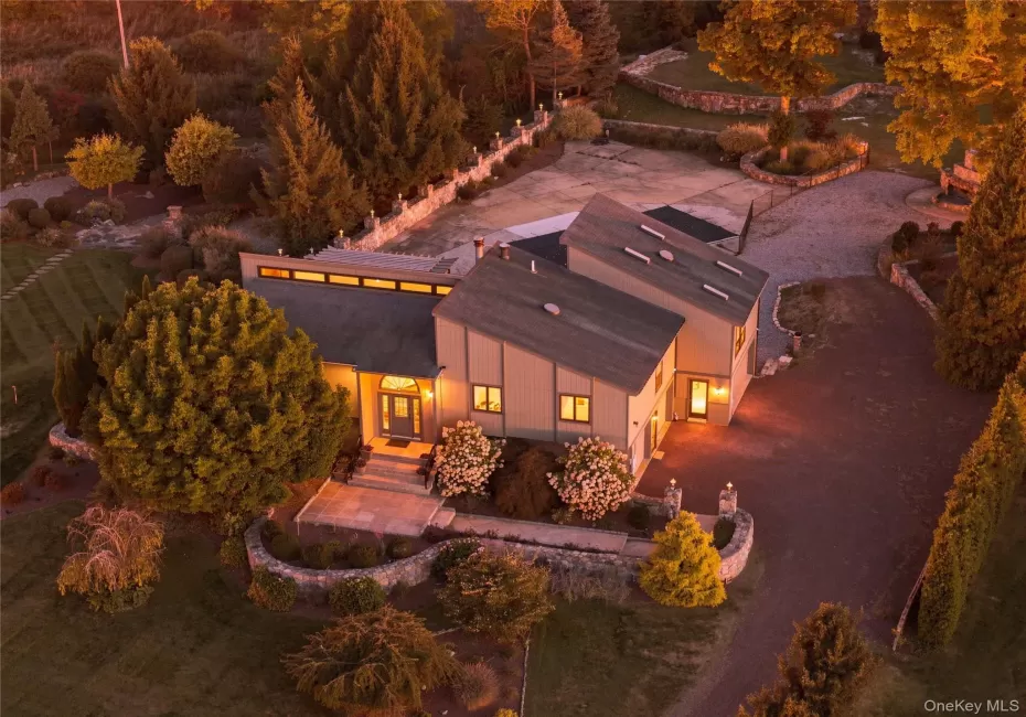 6 Flower Road, East Fishkill, NY, 4 Bedrooms Bedrooms, 9 Rooms Rooms,3 BathroomsBathrooms,Residential,For Rent,Flower,0,1056823 6 Flower Road, East Fishkill, NY, 4 Bedrooms Bedrooms, 9 Rooms Rooms,3 BathroomsBathrooms,Residential,For Rent,Flower,0,1056823