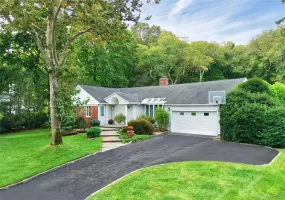 14 Maplewood Lane, North Hempstead, NY, 3 Bedrooms Bedrooms, 7 Rooms Rooms,3 BathroomsBathrooms,Residential,For Rent,Maplewood,0,1057014 14 Maplewood Lane, North Hempstead, NY, 3 Bedrooms Bedrooms, 7 Rooms Rooms,3 BathroomsBathrooms,Residential,For Rent,Maplewood,0,1057014