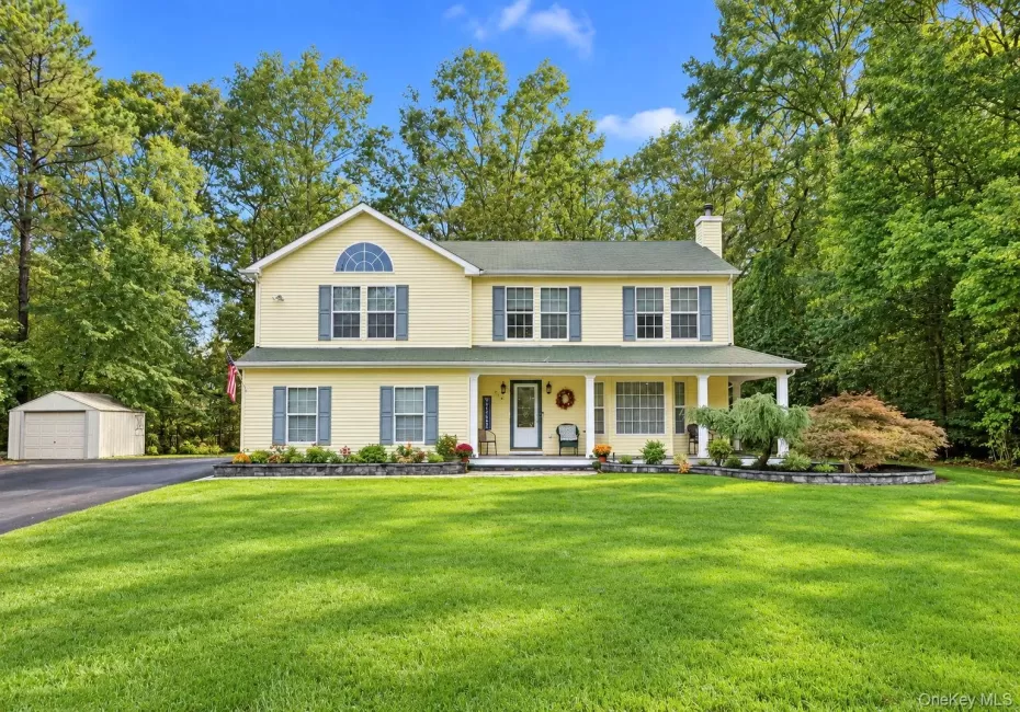 344 Barton Avenue, Brookhaven, NY, 4 Bedrooms Bedrooms, 8 Rooms Rooms,2 BathroomsBathrooms,Residential,For Rent,Barton,0,1056035 344 Barton Avenue, Brookhaven, NY, 4 Bedrooms Bedrooms, 8 Rooms Rooms,2 BathroomsBathrooms,Residential,For Rent,Barton,0,1056035