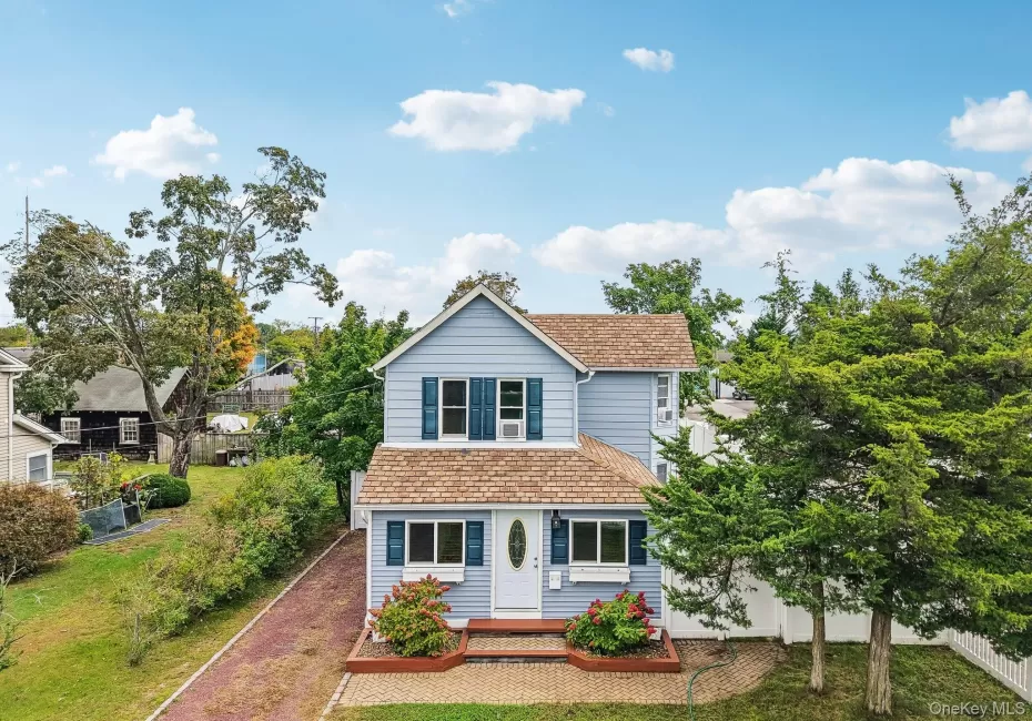 195 River Avenue, Brookhaven, NY, 3 Bedrooms Bedrooms, 6 Rooms Rooms,2 BathroomsBathrooms,Residential Lease,For Rent,River,0,1057305 195 River Avenue, Brookhaven, NY, 3 Bedrooms Bedrooms, 6 Rooms Rooms,2 BathroomsBathrooms,Residential Lease,For Rent,River,0,1057305