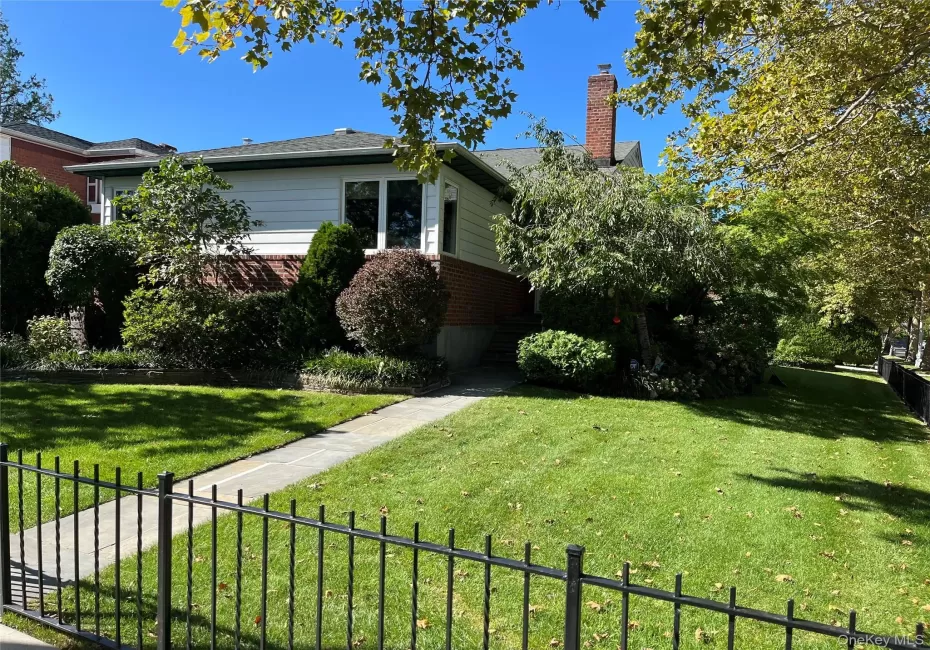 20953 28th Avenue, New York, NY, 4 Bedrooms Bedrooms, 10 Rooms Rooms,3 BathroomsBathrooms,Residential,For Rent,28th,0,1057487 20953 28th Avenue, New York, NY, 4 Bedrooms Bedrooms, 10 Rooms Rooms,3 BathroomsBathrooms,Residential,For Rent,28th,0,1057487