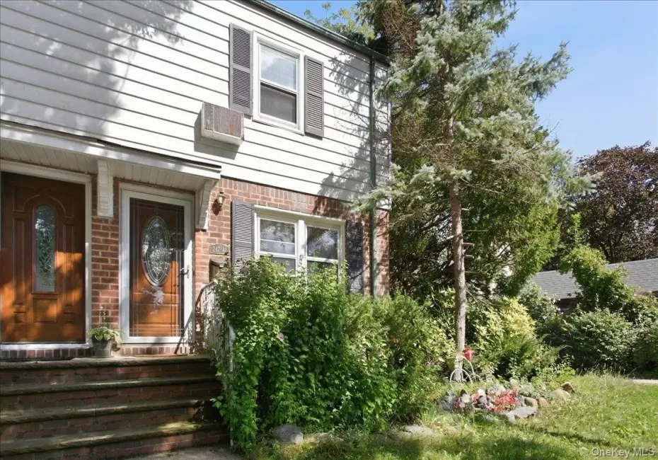 247-41 87th Drive, New York, NY, 2 Bedrooms Bedrooms, 5 Rooms Rooms,2 BathroomsBathrooms,Residential,For Rent,87th,0,1056408 247-41 87th Drive, New York, NY, 2 Bedrooms Bedrooms, 5 Rooms Rooms,2 BathroomsBathrooms,Residential,For Rent,87th,0,1056408