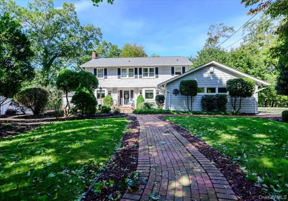 12 Knoll Crest, Brookhaven, NY, 4 Bedrooms Bedrooms, 9 Rooms Rooms,2 BathroomsBathrooms,Residential,For Rent,Knoll,0,1057467 12 Knoll Crest, Brookhaven, NY, 4 Bedrooms Bedrooms, 9 Rooms Rooms,2 BathroomsBathrooms,Residential,For Rent,Knoll,0,1057467