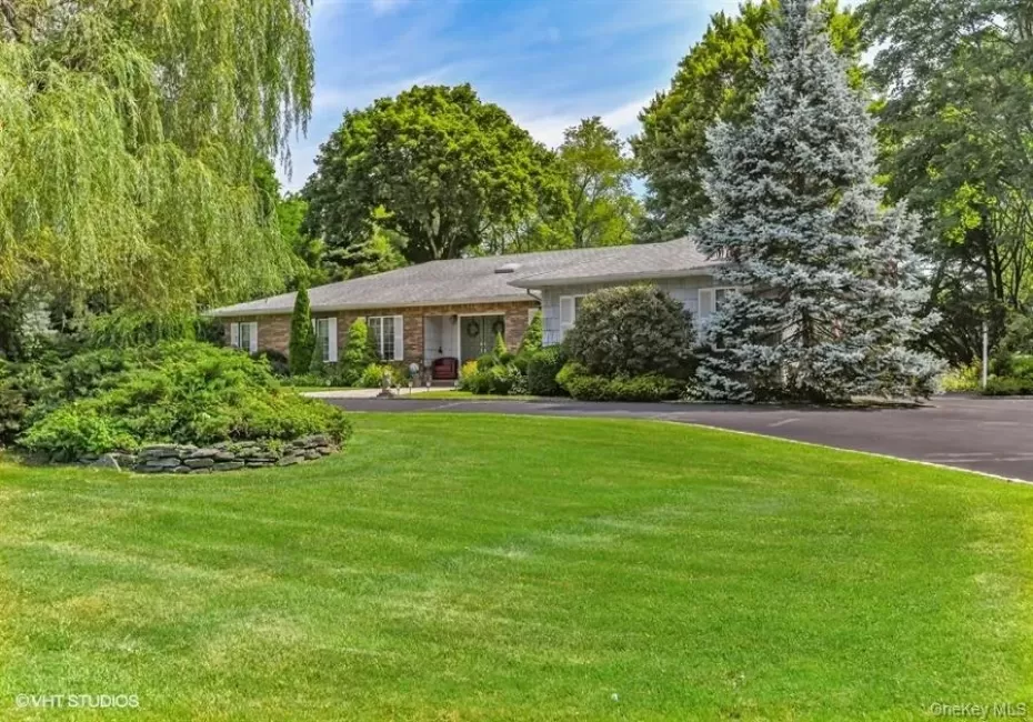 23 Hill House Lane, Oyster Bay, NY, 4 Bedrooms Bedrooms, 8 Rooms Rooms,2 BathroomsBathrooms,Residential,For Rent,Hill House,0,1057516 23 Hill House Lane, Oyster Bay, NY, 4 Bedrooms Bedrooms, 8 Rooms Rooms,2 BathroomsBathrooms,Residential,For Rent,Hill House,0,1057516