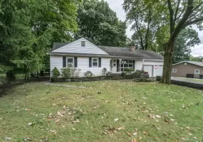 8 Crescent Avenue, Warwick (town), NY, 3 Bedrooms Bedrooms, 8 Rooms Rooms,1 BathroomBathrooms,Residential,For Rent,Crescent,0,1056688 8 Crescent Avenue, Warwick (town), NY, 3 Bedrooms Bedrooms, 8 Rooms Rooms,1 BathroomBathrooms,Residential,For Rent,Crescent,0,1056688