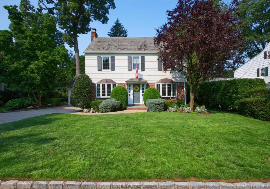 69 Eakins Road, North Hempstead, NY, 3 Bedrooms Bedrooms, 8 Rooms Rooms,3 BathroomsBathrooms,Residential,For Rent,Eakins,0,1039265 69 Eakins Road, North Hempstead, NY, 3 Bedrooms Bedrooms, 8 Rooms Rooms,3 BathroomsBathrooms,Residential,For Rent,Eakins,0,1039265