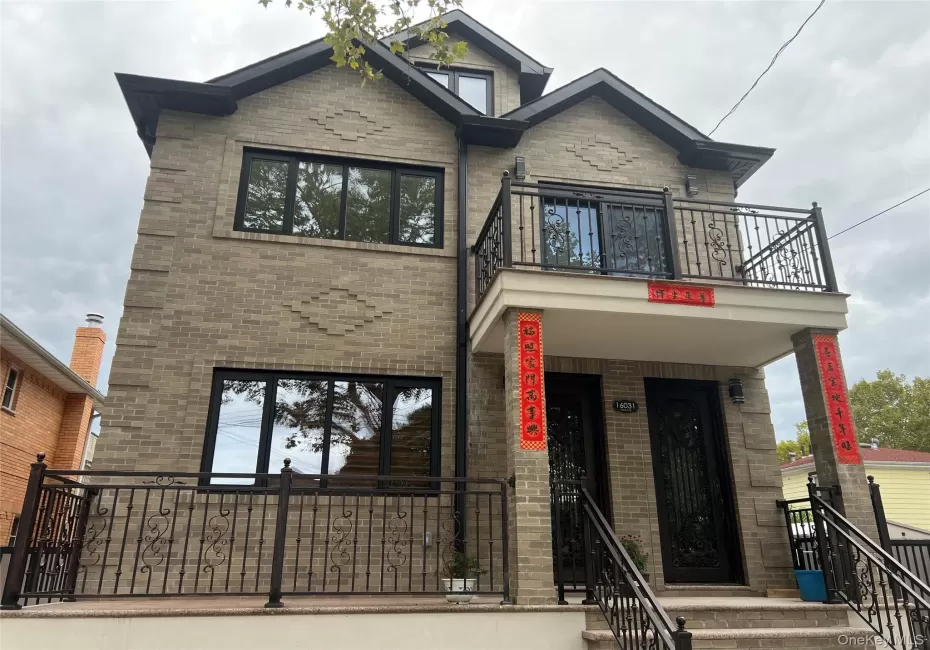 160-31 73rd Avenue, New York, NY, 3 Bedrooms Bedrooms, 6 Rooms Rooms,2 BathroomsBathrooms,Residential Lease,For Rent,73rd,0,1057510 160-31 73rd Avenue, New York, NY, 3 Bedrooms Bedrooms, 6 Rooms Rooms,2 BathroomsBathrooms,Residential Lease,For Rent,73rd,0,1057510