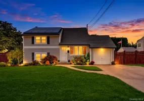 96 Washington Avenue, Islip, NY, 3 Bedrooms Bedrooms, 7 Rooms Rooms,1 BathroomBathrooms,Residential,For Rent,Washington,0,1057102 96 Washington Avenue, Islip, NY, 3 Bedrooms Bedrooms, 7 Rooms Rooms,1 BathroomBathrooms,Residential,For Rent,Washington,0,1057102