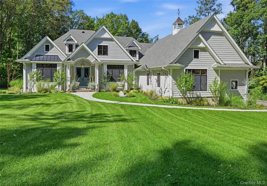 595 Moriches Road, Smithtown, NY, 3 Bedrooms Bedrooms, 10 Rooms Rooms,3 BathroomsBathrooms,Residential,For Rent,Moriches,0,1057363 595 Moriches Road, Smithtown, NY, 3 Bedrooms Bedrooms, 10 Rooms Rooms,3 BathroomsBathrooms,Residential,For Rent,Moriches,0,1057363