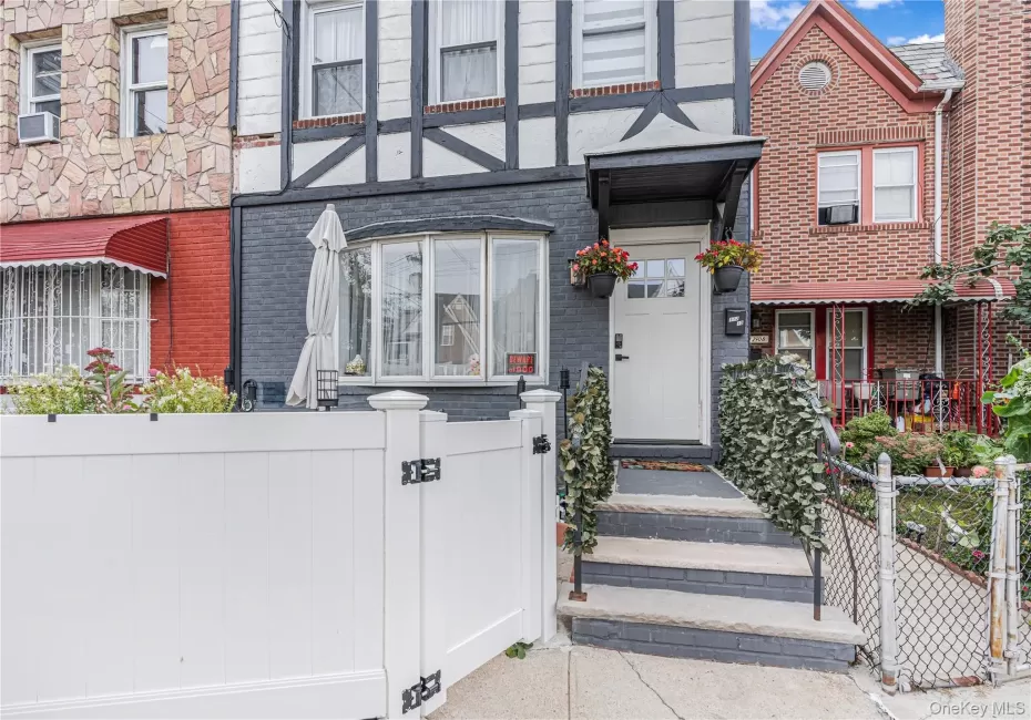 11210 Colfax Street, New York, NY, 3 Bedrooms Bedrooms, 8 Rooms Rooms,2 BathroomsBathrooms,Residential,For Rent,Colfax,0,1057588 11210 Colfax Street, New York, NY, 3 Bedrooms Bedrooms, 8 Rooms Rooms,2 BathroomsBathrooms,Residential,For Rent,Colfax,0,1057588