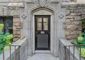 232 Martine Avenue, White Plains, NY, 3 Bedrooms Bedrooms, 5 Rooms Rooms,2 BathroomsBathrooms,Residential Lease,For Rent,Martine,0,1057640 232 Martine Avenue, White Plains, NY, 3 Bedrooms Bedrooms, 5 Rooms Rooms,2 BathroomsBathrooms,Residential Lease,For Rent,Martine,0,1057640