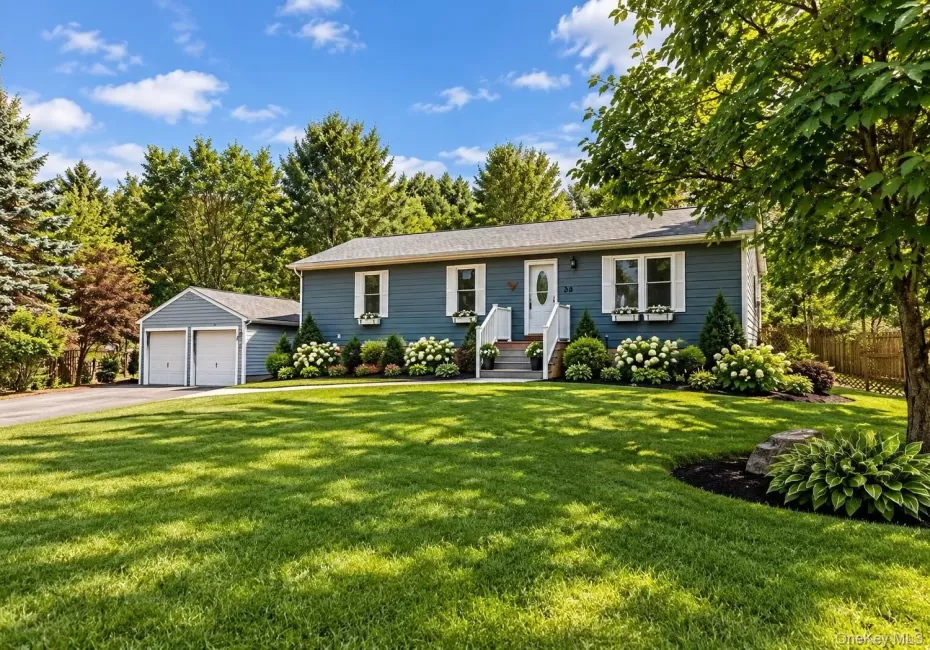348 Van Wagner Road, Poughkeepsie, NY, 3 Bedrooms Bedrooms, 6 Rooms Rooms,2 BathroomsBathrooms,Residential,For Rent,Van Wagner,0,1057717 348 Van Wagner Road, Poughkeepsie, NY, 3 Bedrooms Bedrooms, 6 Rooms Rooms,2 BathroomsBathrooms,Residential,For Rent,Van Wagner,0,1057717