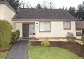 188 Heritage Hills, Somers, NY, 2 Bedrooms Bedrooms, 5 Rooms Rooms,2 BathroomsBathrooms,Residential Lease,For Rent,Heritage,0,1054709 188 Heritage Hills, Somers, NY, 2 Bedrooms Bedrooms, 5 Rooms Rooms,2 BathroomsBathrooms,Residential Lease,For Rent,Heritage,0,1054709
