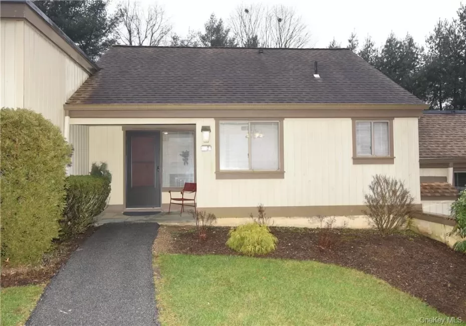 188 Heritage Hills, Somers, NY, 2 Bedrooms Bedrooms, 5 Rooms Rooms,2 BathroomsBathrooms,Residential Lease,For Rent,Heritage,0,1054709 188 Heritage Hills, Somers, NY, 2 Bedrooms Bedrooms, 5 Rooms Rooms,2 BathroomsBathrooms,Residential Lease,For Rent,Heritage,0,1054709