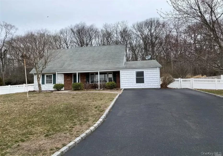 63 Hastings Drive, Brookhaven, NY, 5 Bedrooms Bedrooms, 7 Rooms Rooms,2 BathroomsBathrooms,Residential Lease,For Rent,Hastings,0,1057767 63 Hastings Drive, Brookhaven, NY, 5 Bedrooms Bedrooms, 7 Rooms Rooms,2 BathroomsBathrooms,Residential Lease,For Rent,Hastings,0,1057767