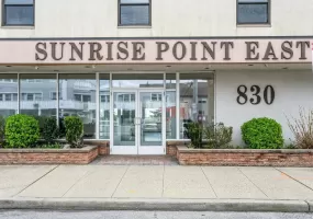830 Shore Road, Long Beach, NY, 2 Rooms Rooms,1 BathroomBathrooms,Residential Lease,For Rent,Shore Road,0,1057737 830 Shore Road, Long Beach, NY, 2 Rooms Rooms,1 BathroomBathrooms,Residential Lease,For Rent,Shore Road,0,1057737