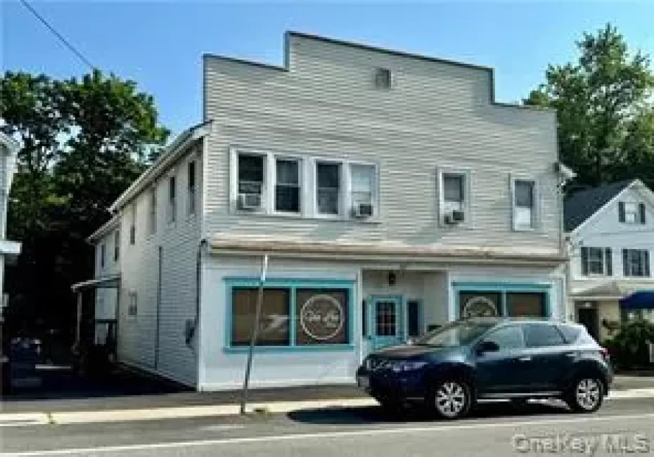 26 Main Street, Montgomery, NY, 2 Bedrooms Bedrooms, 4 Rooms Rooms,1 BathroomBathrooms,Residential Lease,For Rent,Main,0,1057852 26 Main Street, Montgomery, NY, 2 Bedrooms Bedrooms, 4 Rooms Rooms,1 BathroomBathrooms,Residential Lease,For Rent,Main,0,1057852