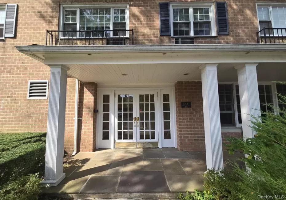 1 Consulate Drive, Eastchester, NY, 1 Bedroom Bedrooms, 3 Rooms Rooms,1 BathroomBathrooms,Residential Lease,For Rent,Consulate,0,1057971 1 Consulate Drive, Eastchester, NY, 1 Bedroom Bedrooms, 3 Rooms Rooms,1 BathroomBathrooms,Residential Lease,For Rent,Consulate,0,1057971