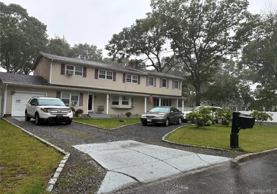 10 Maria Court, Brookhaven, NY, 5 Bedrooms Bedrooms, 10 Rooms Rooms,5 BathroomsBathrooms,Residential,For Rent,Maria,0,1055644 10 Maria Court, Brookhaven, NY, 5 Bedrooms Bedrooms, 10 Rooms Rooms,5 BathroomsBathrooms,Residential,For Rent,Maria,0,1055644