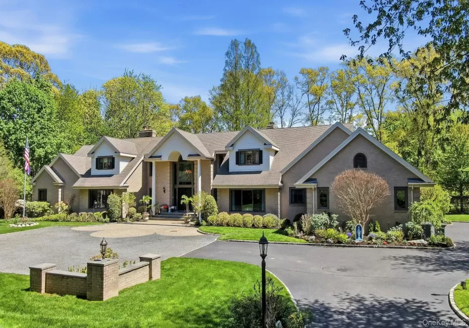 10 Fox Meadow Lane, Huntington, NY, 5 Bedrooms Bedrooms, 12 Rooms Rooms,5 BathroomsBathrooms,Residential,For Rent,Fox Meadow,0,1057801 10 Fox Meadow Lane, Huntington, NY, 5 Bedrooms Bedrooms, 12 Rooms Rooms,5 BathroomsBathrooms,Residential,For Rent,Fox Meadow,0,1057801