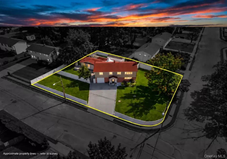 266 Riddle Street, Islip, NY, 6 Bedrooms Bedrooms, 14 Rooms Rooms,3 BathroomsBathrooms,Residential,For Rent,Riddle,0,1057745 266 Riddle Street, Islip, NY, 6 Bedrooms Bedrooms, 14 Rooms Rooms,3 BathroomsBathrooms,Residential,For Rent,Riddle,0,1057745