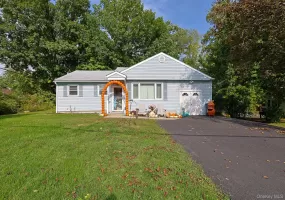 1 Rocky Lane, New Windsor, NY, 3 Bedrooms Bedrooms, 7 Rooms Rooms,1 BathroomBathrooms,Residential,For Rent,Rocky,0,1057577 1 Rocky Lane, New Windsor, NY, 3 Bedrooms Bedrooms, 7 Rooms Rooms,1 BathroomBathrooms,Residential,For Rent,Rocky,0,1057577